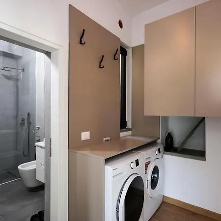 Apartment Center *